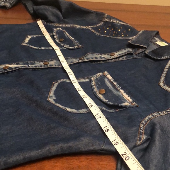 Dream Out Loud by Selena Gomez -Chambray Button Up - Picture 8 of 10